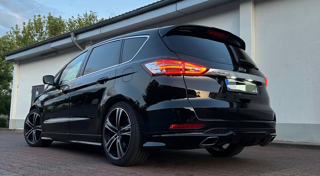 Ford S-Max 166.275 km 14.400 &euro; Sankt Augustin 53757