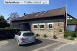 Romantisches Hofanwesen mit 4 Wohnhäuser, Reitplatz und Stall