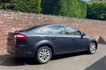 Ford Mondeo 250.023 km 2.500 &euro; Kerpen 50169