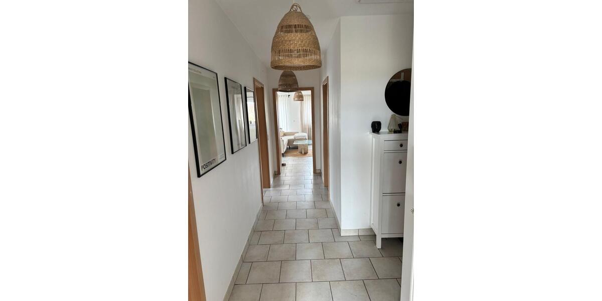 Dachgeschoßwohnung Bedburg - 3 Zimmer, 82 m&sup2;, 730&euro; | Angebot:26265906