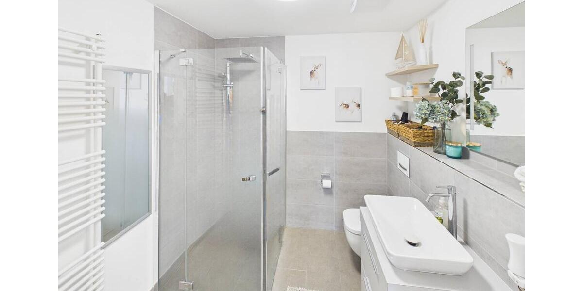 Dachgeschoßwohnung Pulheim - 4 Zimmer, 155 m&sup2;, 2.570&euro; | Angebot:26266804