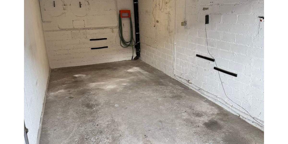 Etagenwohnung Brühl Pingsdorf - 3 Zimmer, 84 m&sup2;, 1.000&euro; | Angebot:23824241