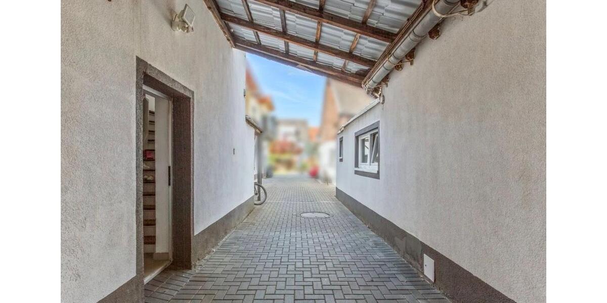 Mehrfamilienhaus, Wohnhaus Troisdorf Altenrath - 9 Zimmer, 200 m&sup2;, 549.000&euro; | Angebot:25404445