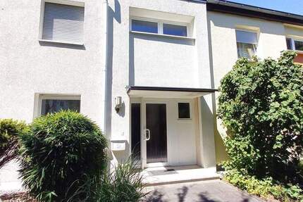 CITYHOUSE: Energetisch saniertes Reihenmittelhaus mit Balkon, Garten, Keller und TG-Stellplatz 4 zimmer