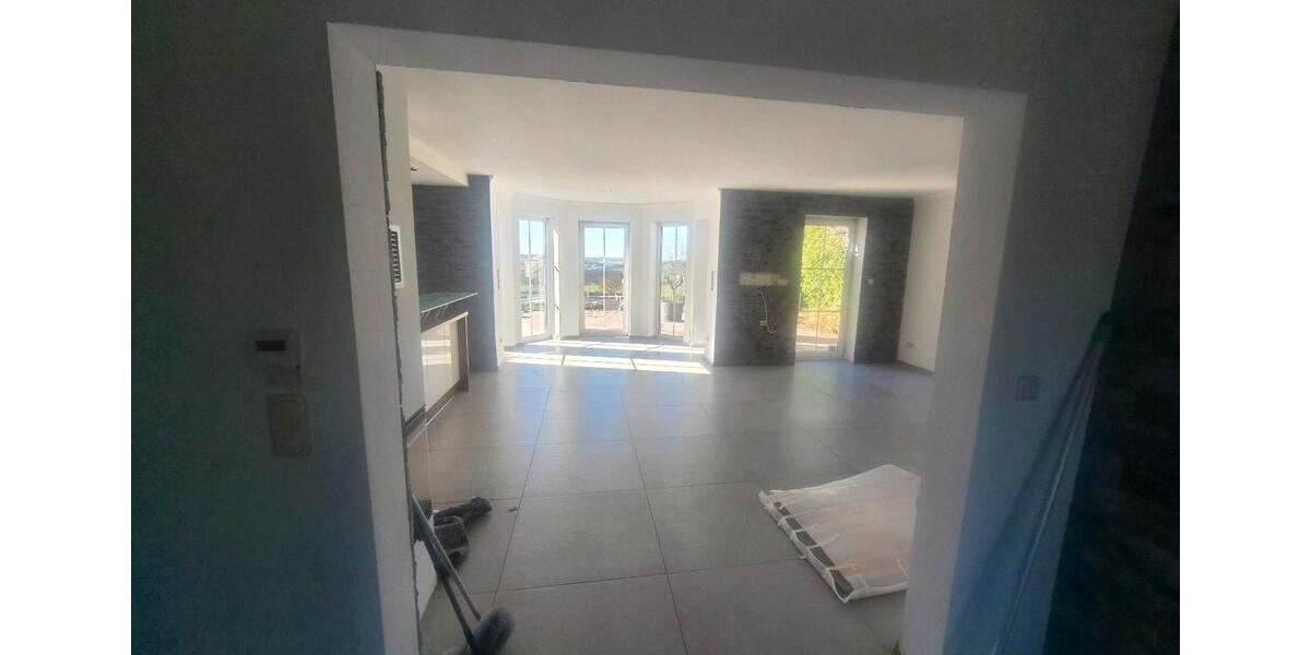 Einfamilienhaus Hennef (Sieg) - 5 Zimmer, 125 m&sup2;, 685.000&euro; | Angebot:26061061