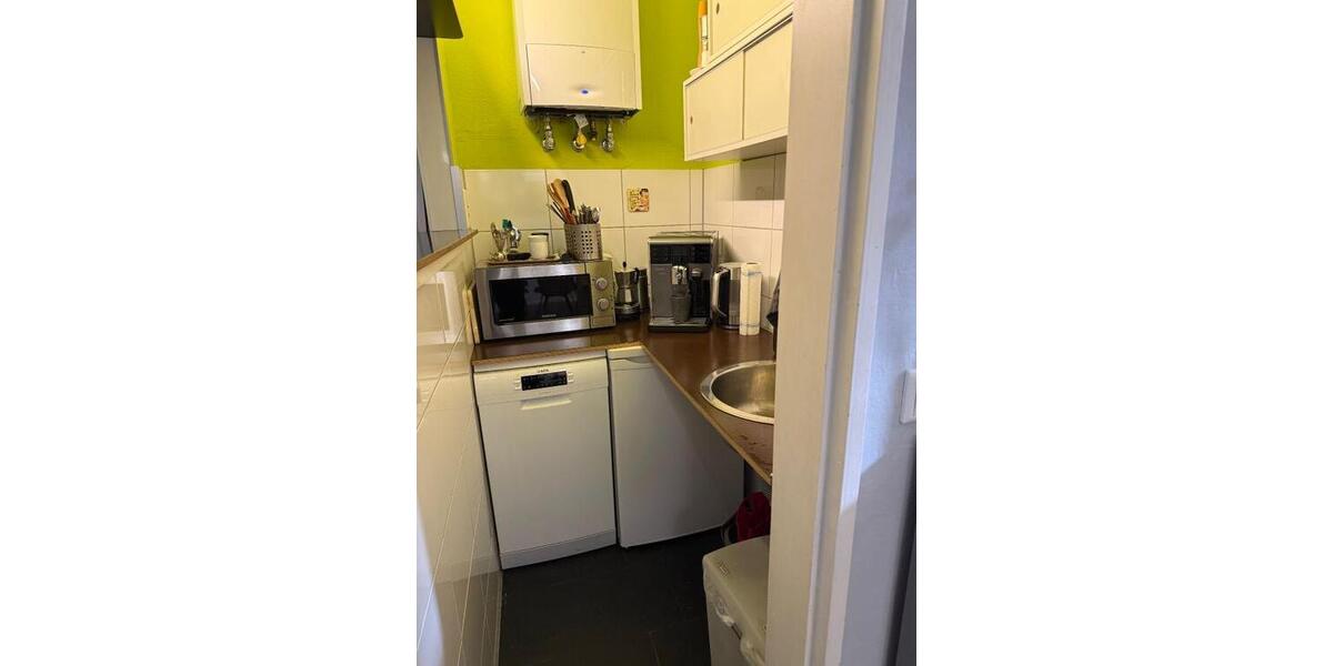 2 helle Laden-Bürofläche mit zwei Eingängen in Köln-Neustadt-Süd. Ideal für Coworking, Start-ups oder Agenturen. Ab 01.07.2026 frei, aktuell als Shared Office mit Reisebüro genutzt. - Gewerbeobjekt Köln Neustadt/Süd | Angebot:26832792