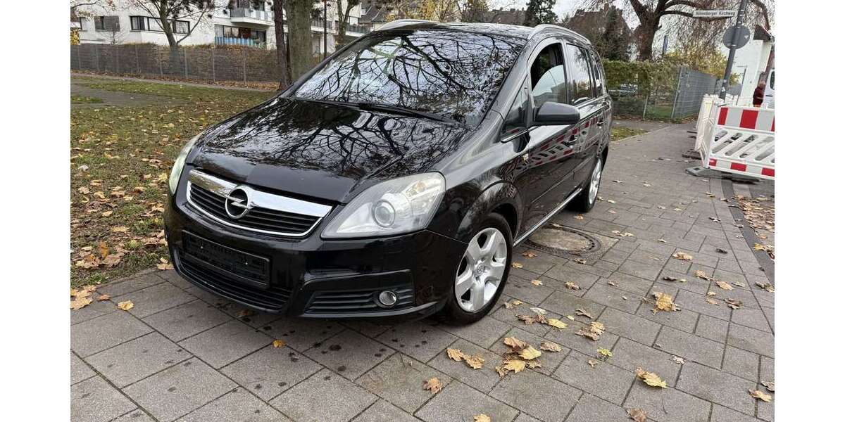 Opel Zafira 299.000 km 2.499 &euro; Köln 51103