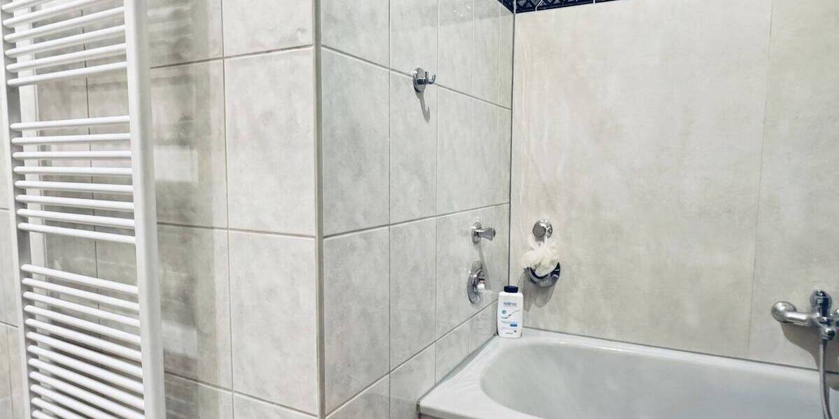 Etagenwohnung Bonn Friesdorf - 3 Zimmer, 71 m&sup2;, 325.000&euro; | Angebot:26305422