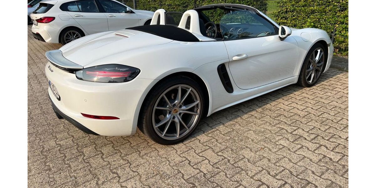 Porsche Boxster 27.000 km 63.500 &euro; Leverkusen 51381