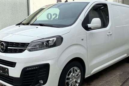 Opel Vivaro 126.000 km 14.990 &euro; Köln 51065