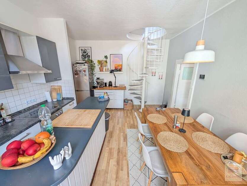 Wohnung zum Kaufen in Düsseldorf 310.000 € 75 m²