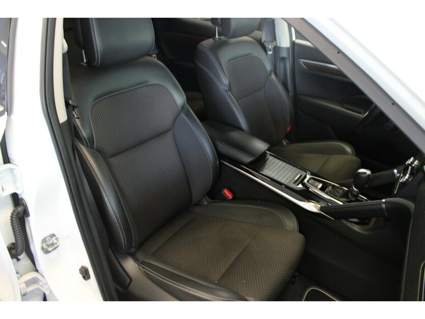 Renault Koleos ENERGY dci 175 X-tronic 4WD INTENS 109.114 km 18.980 € Euskirchen 53881