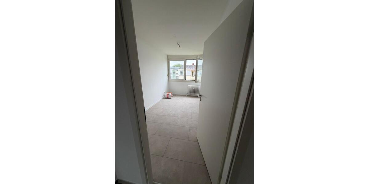 Etagenwohnung Dormagen Sankt Peter - 3 Zimmer, 67 m&sup2;, 1.188&euro; | Angebot:26336386