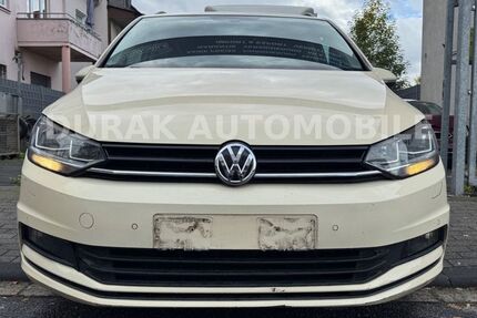 VW Touran 247.820 km 6.200 € Siegburg 53721