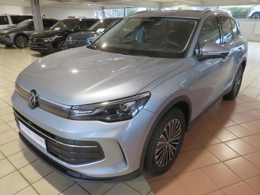 VW Tiguan 5.474 km 38.345 € Neuss 41469
