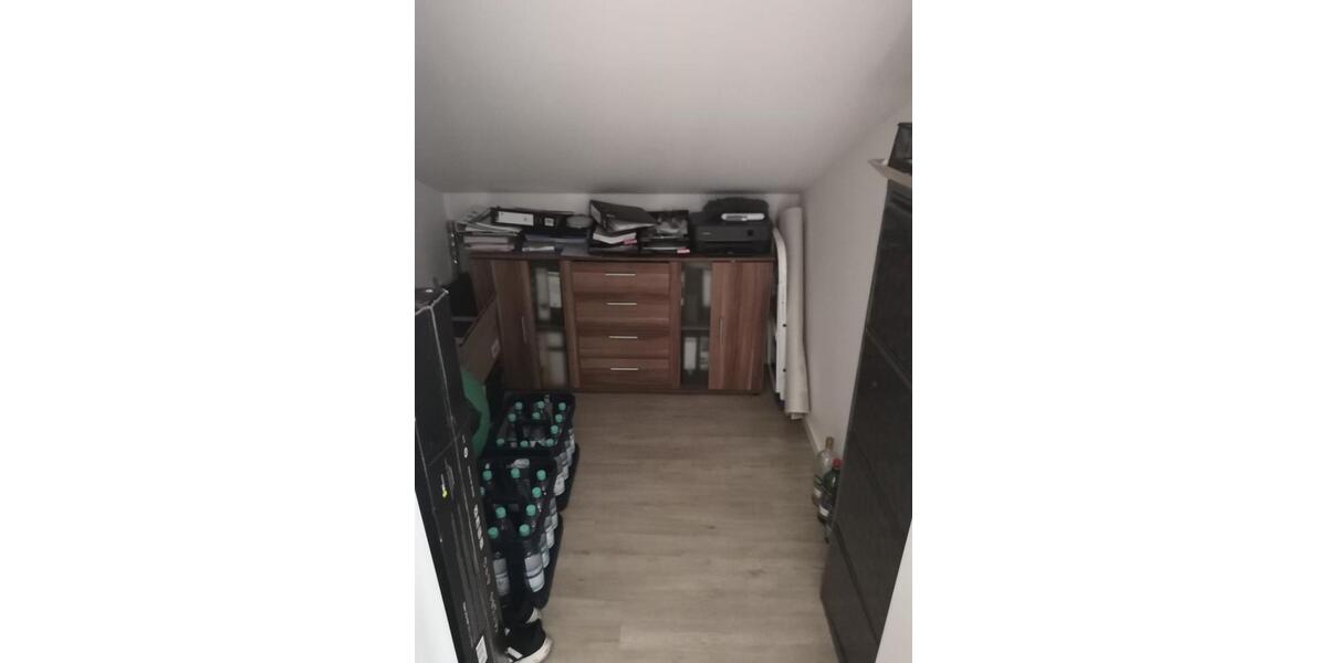 Dachgeschoßwohnung Erftstadt - 2 Zimmer, 63 m&sup2;, 770&euro; | Angebot:26382953