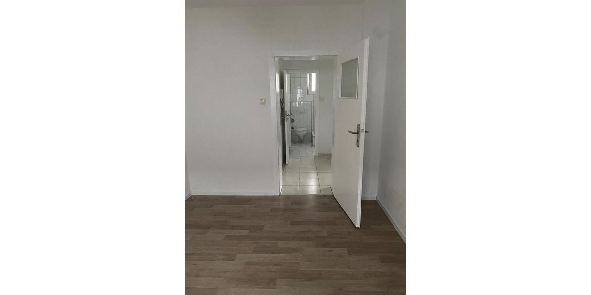 Hochparterre Bonn Friesdorf - 2 Zimmer, 48 m&sup2;, 700&euro; | Angebot:26039364