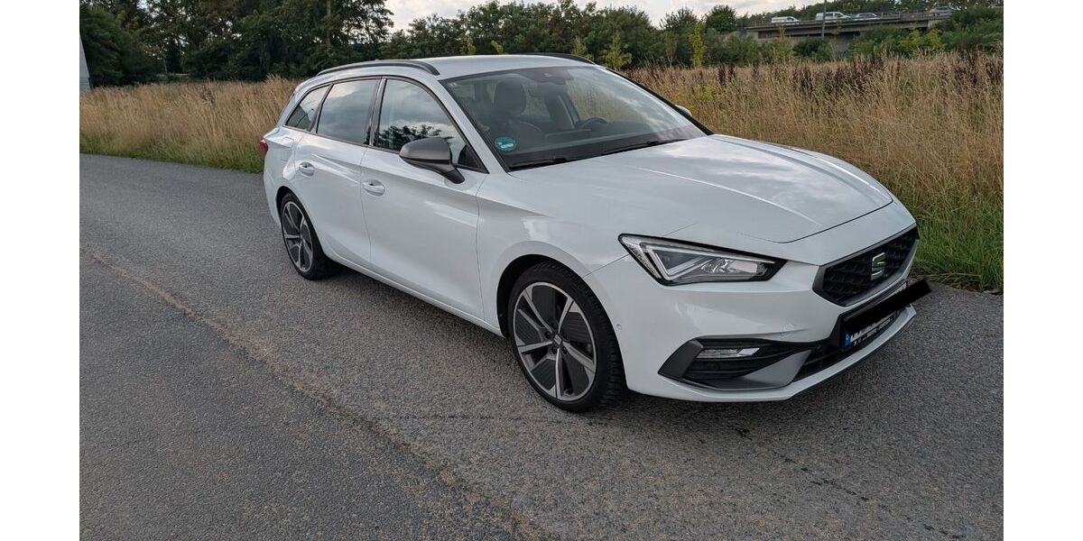 Seat Leon 49.000 km 19.990 &euro; Köln 51103