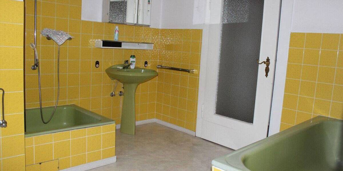 Mehrfamilienhaus, Wohnhaus Nordrhein-Westfalen - Siegburg Siegburg - 1 Zimmer, 204 m&sup2;, 495.000&euro; | Angebot:26053698