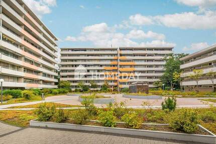 Geräumige 3-Zimmer-Wohnung im Hochparterre mit Loggia und Einbauküche 3 zimmer