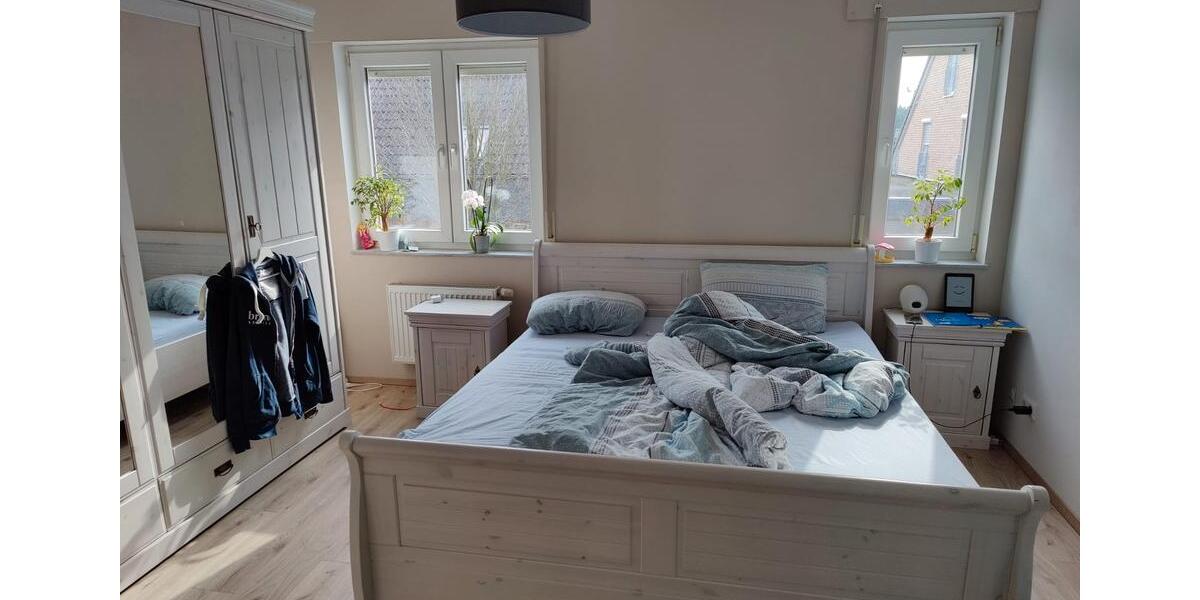 Reihenhaus Frechen - 4 Zimmer, 120 m&sup2;, 2.000&euro; | Angebot:26135309