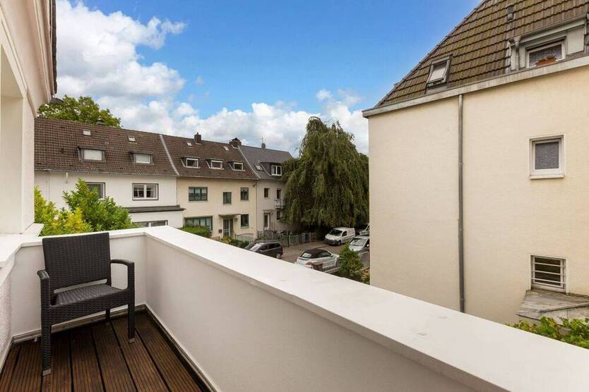 Haus-im-Haus: Maisonette in Top-Lage von Köln-Riehl!