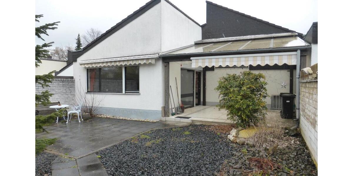 Reihenhaus Bonn Tannenbusch - 3 Zimmer, 110 m&sup2;, 425.000&euro; | Angebot:26809545