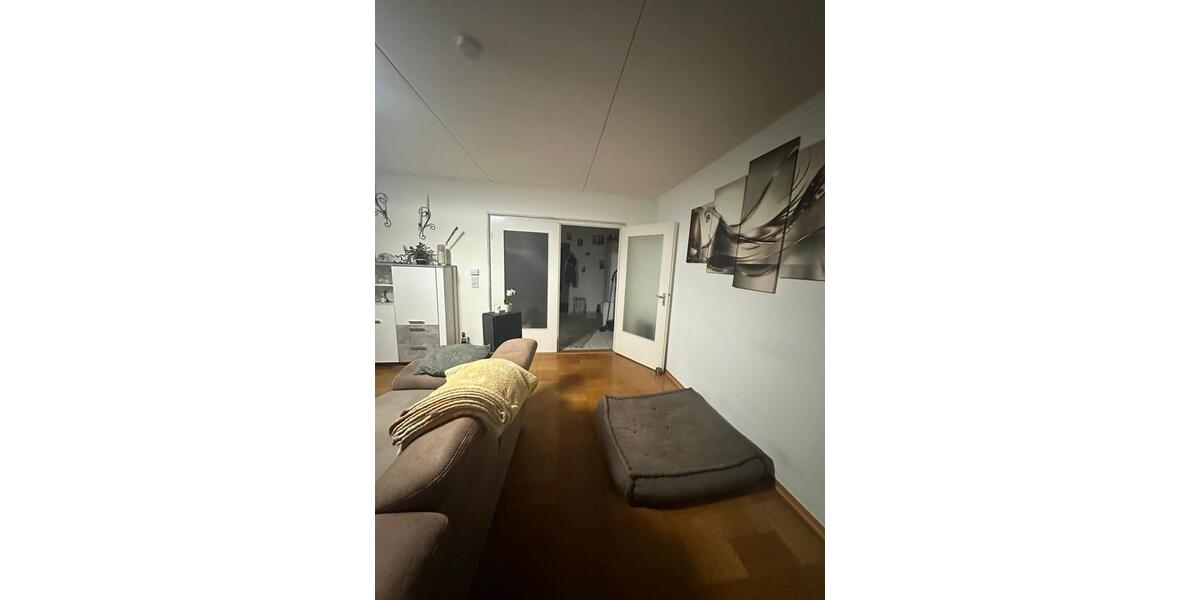 Einfamilienhaus Wermelskirchen - 5 Zimmer, 140 m&sup2;, 1.100&euro; | Angebot:25422422