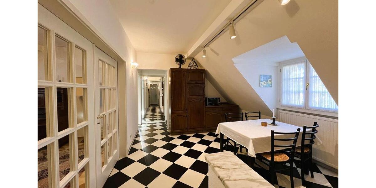 Dachgeschoßwohnung Bonn Gronau - 2 Zimmer, 65 m&sup2;, 1.200&euro; | Angebot:23871825