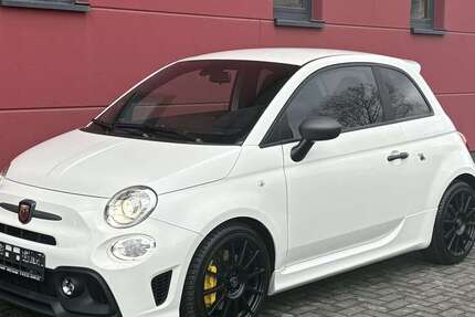 Abarth 695 17.396 km 28.800 &euro; Brühl 50321
