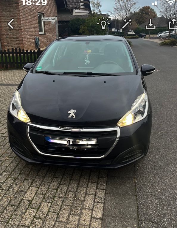 Peugeot 208 92.000 km 4.990 € Zülpich 53909