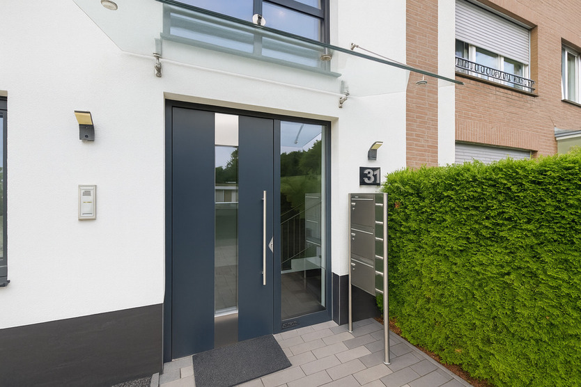 2 Wohnungen in ruhiger Lage mit Loggia & Stellplätzen - Option auf Maisonette-Verbindung