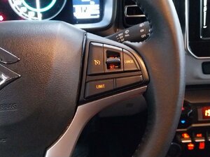 Suzuki Ignis Comfort+ Aut. Navi Kam SHZ Tempo 32.077 km 13.980 € HAAN 42781