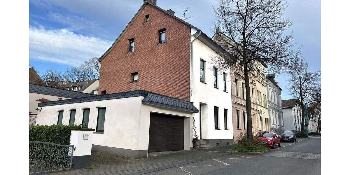 Reihenendhaus Solingen Solingen-Mitte - 7 Zimmer, 145 m&sup2;, 335.000&euro; | Angebot:24340305