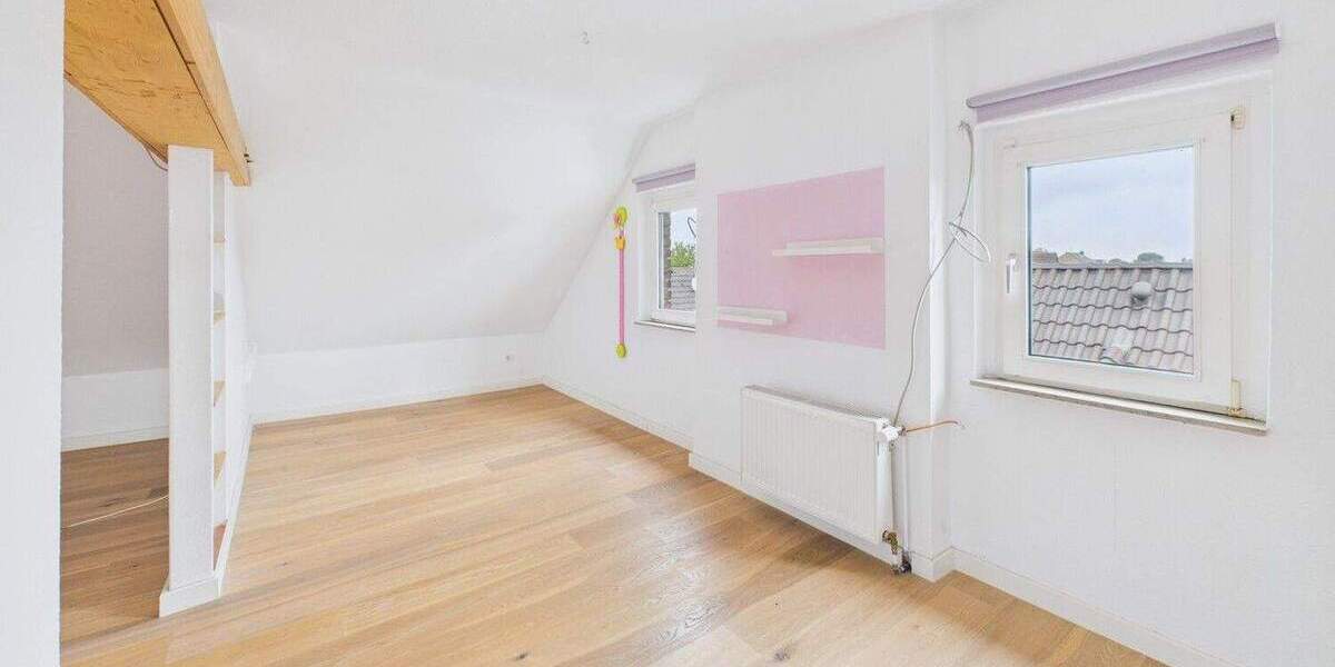 Doppelhaushälfte Bergheim Fliesteden - 8 Zimmer, 157 m&sup2;, 349.000&euro; | Angebot:24449362