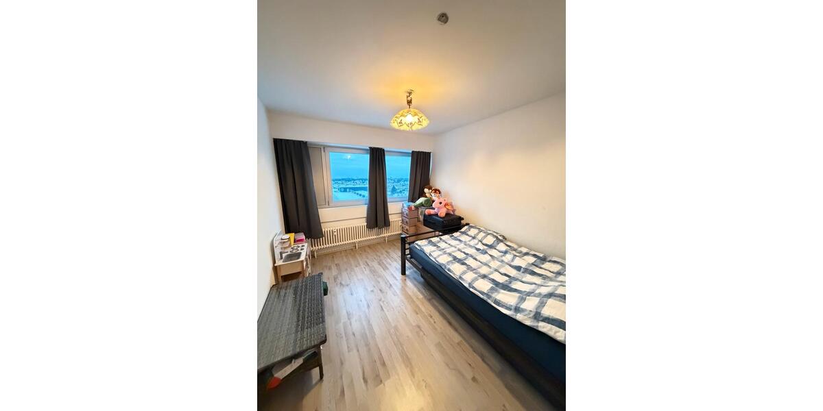 Etagenwohnung Köln Kalk - 3 Zimmer, 72 m&sup2;, 208.000&euro; | Angebot:26986527