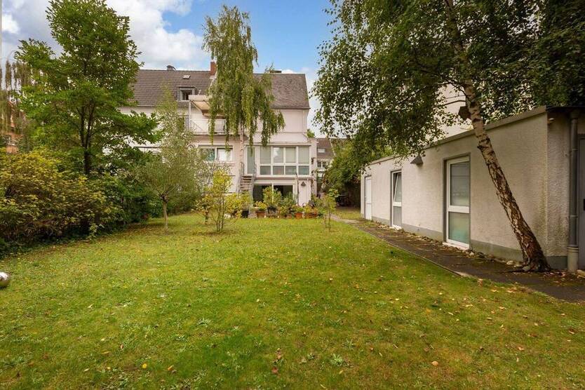 Haus-im-Haus: Maisonette in Top-Lage von Köln-Riehl!