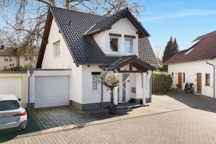 Haus Hürth - 6 Zimmer, 198 m&sup2;, 649.000&euro; | Angebot:26383031