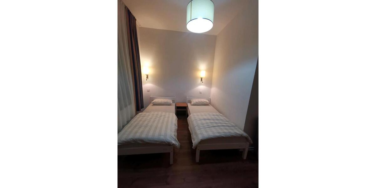 Etagenwohnung Dormagen Hackenbroich - 1 Zimmer, 20 m&sup2;, 700&euro; | Angebot:26302945