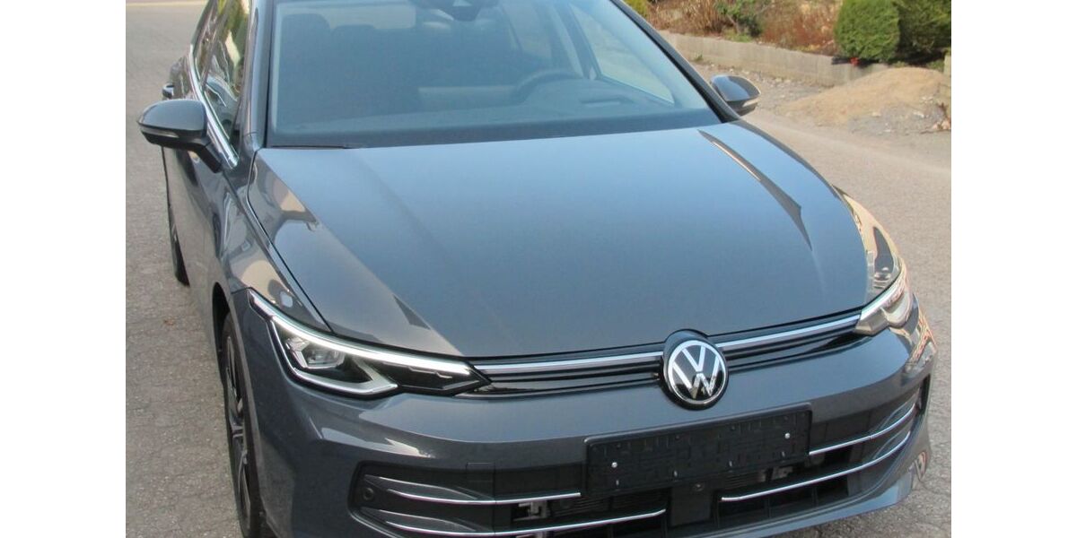 VW Golf 8.720 km 29.900 &euro; Wermelskirchen 42929