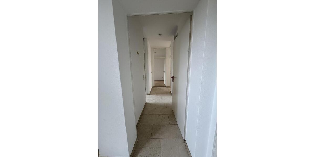 Erdgeschoßwohnung Bergisch Gladbach Paffrath - 3 Zimmer, 109 m&sup2;, 1.450&euro; | Angebot:25271153