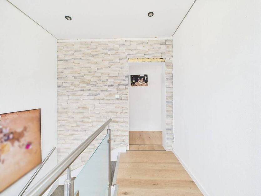 Familienfreundliches Ein-Zweifamilienhaus in der Euskirchener Südstadt - modernisiert & großzügig