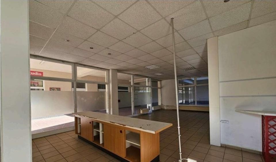 Gewerbeeinheit max ca. 160 m² auch teilbar Büro Praxis Handel zimmer