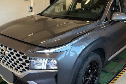 Hyundai SANTA FE 49.980 km 31.900 &euro; Hennef 53773