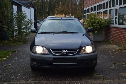 Toyota Avensis 92.000 km 2.970 € köln 50969