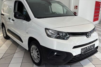 Toyota Proace City 70.100 km 15.990 € Siegburg 53721