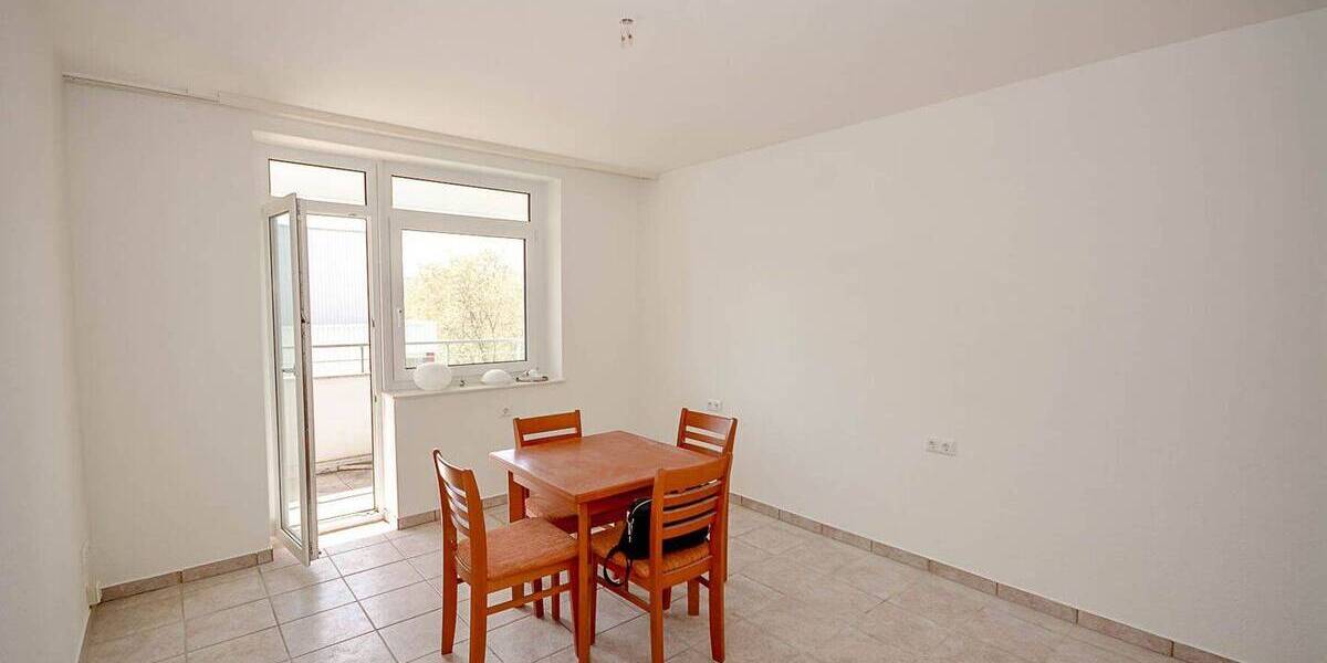 Etagenwohnung Köln Weiden - 2 Zimmer, 61 m&sup2;, 325.000&euro; | Angebot:26260643