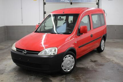 Opel Combo 114.854 km 2.900 € Düsseldorf 40599