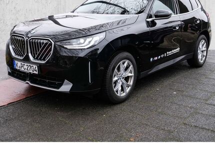 BMW X3 10.200 km 52.480 &euro; Köln Süd 50968