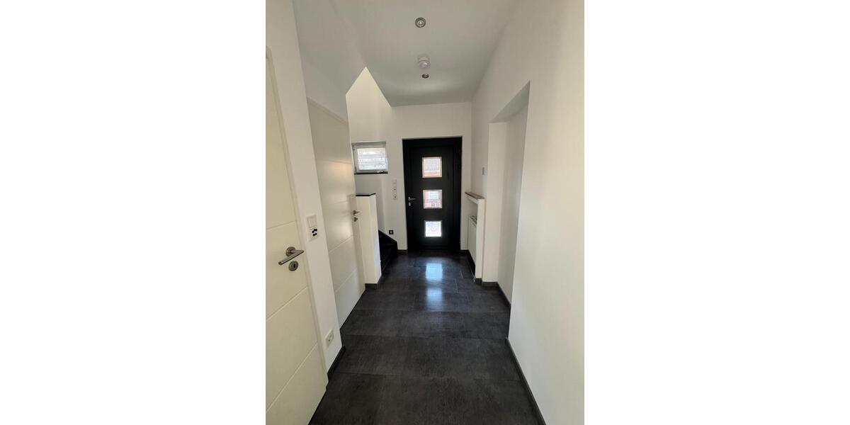 Einfamilienhaus Köln Chorweiler - 4 Zimmer, 110 m&sup2;, 1.800&euro; | Angebot:26426751